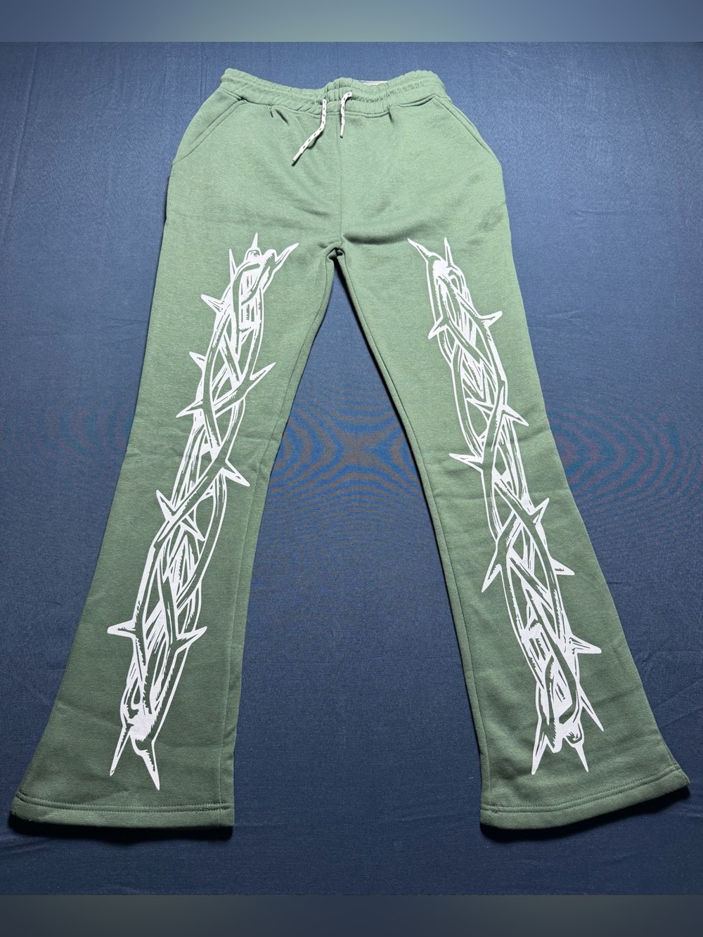 Bezalel Poly-Cotton Fleece Green Flare Thorns Sweatpants Size L NWT
